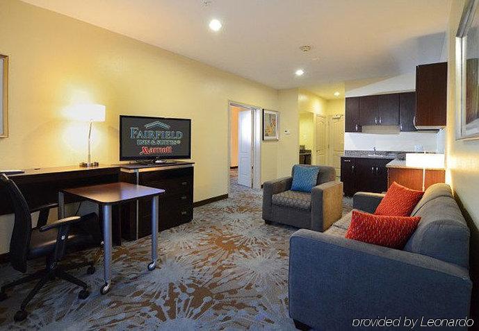 Fairfield Inn And Suites By Marriott North Spring Kültér fotó