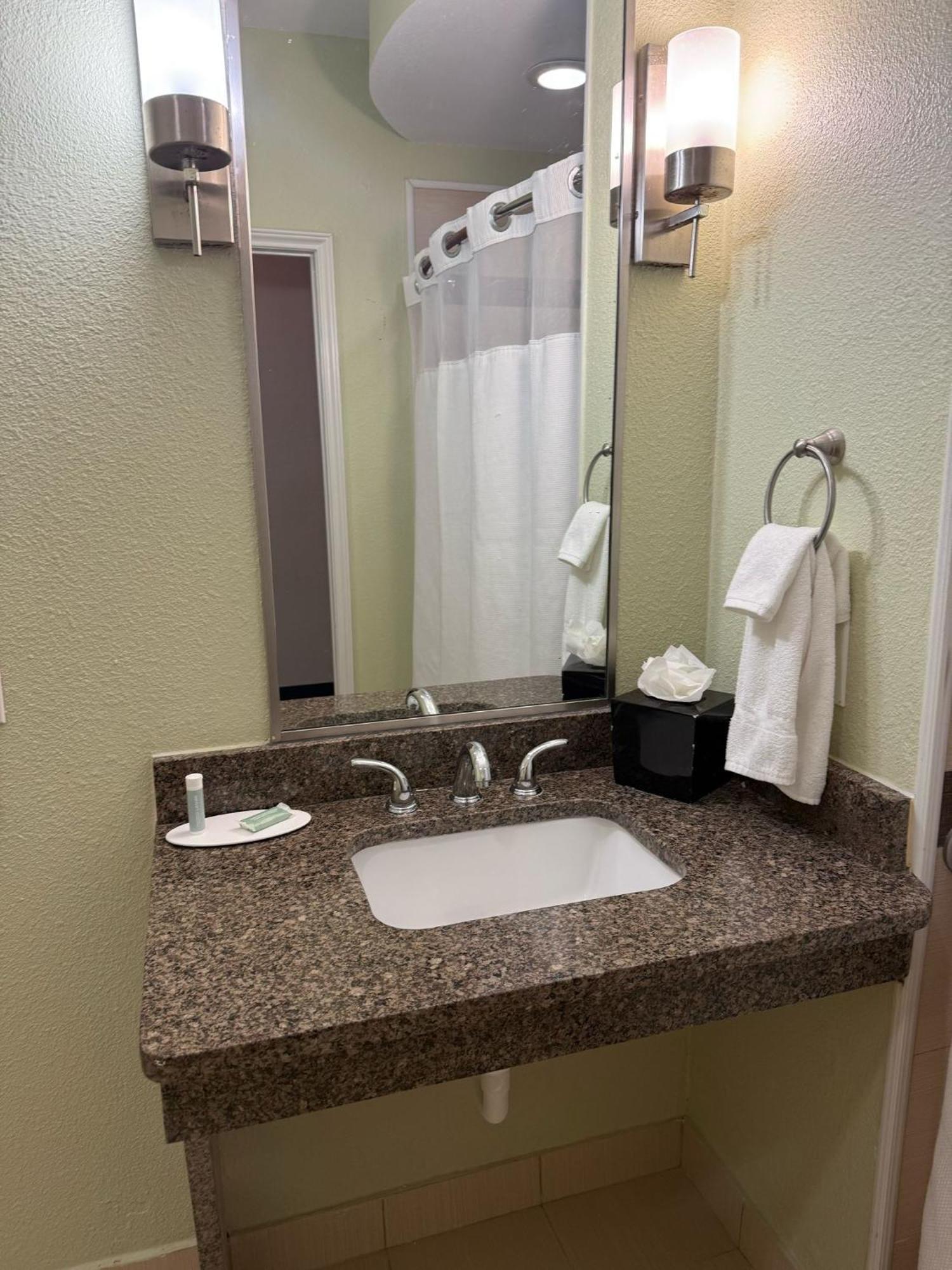 Fairfield Inn And Suites By Marriott North Spring Kültér fotó